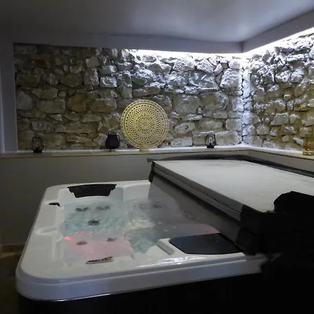 La Fontaine De Rocoule Maison d'hôtes