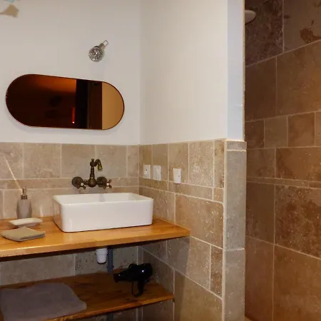 Maison d'hôtes La Fontaine De Rocoule